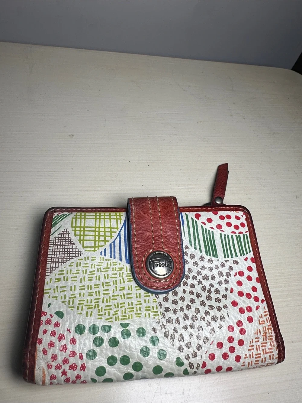 Fossil y2k leather Compact Multicolor Patterned Women’s Wallet with Red Trim